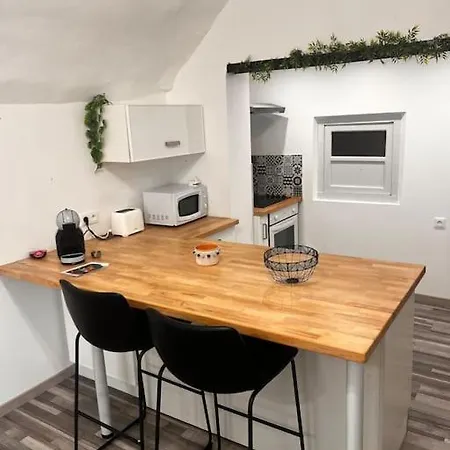 Ecrin De La Riviere *